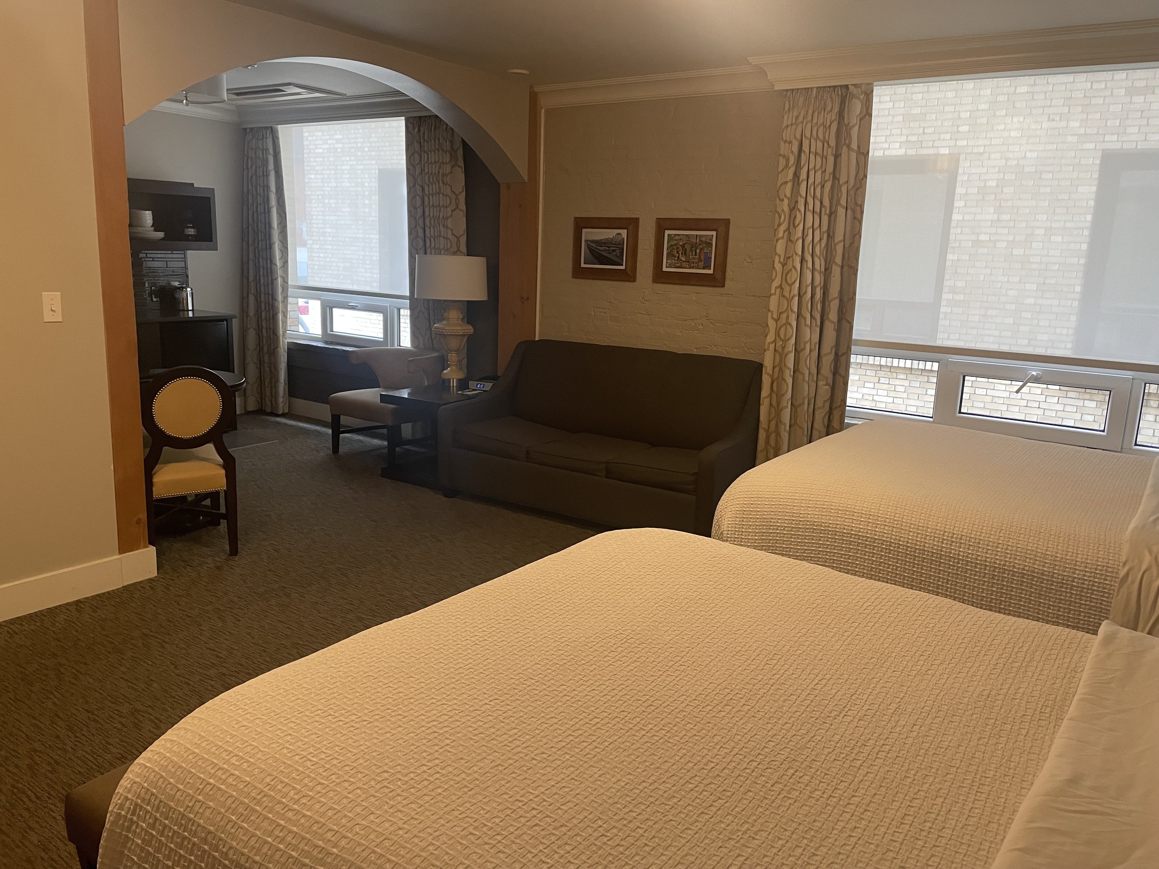 Mark Spencer Hotel 36/50