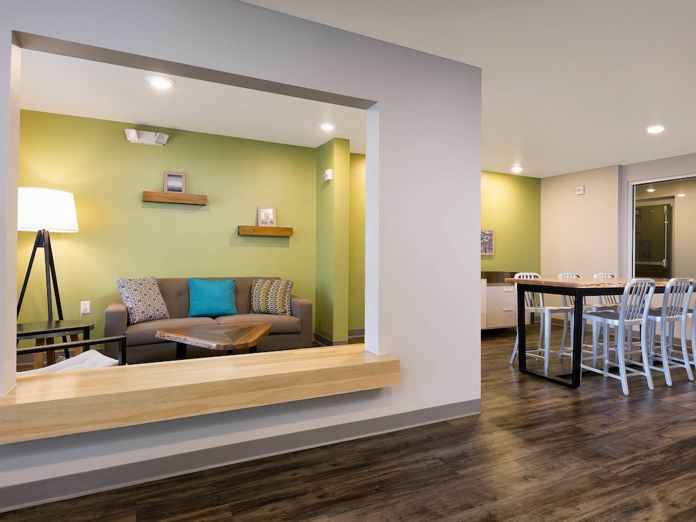 Woodspring Suites Miami Southwest 10/35