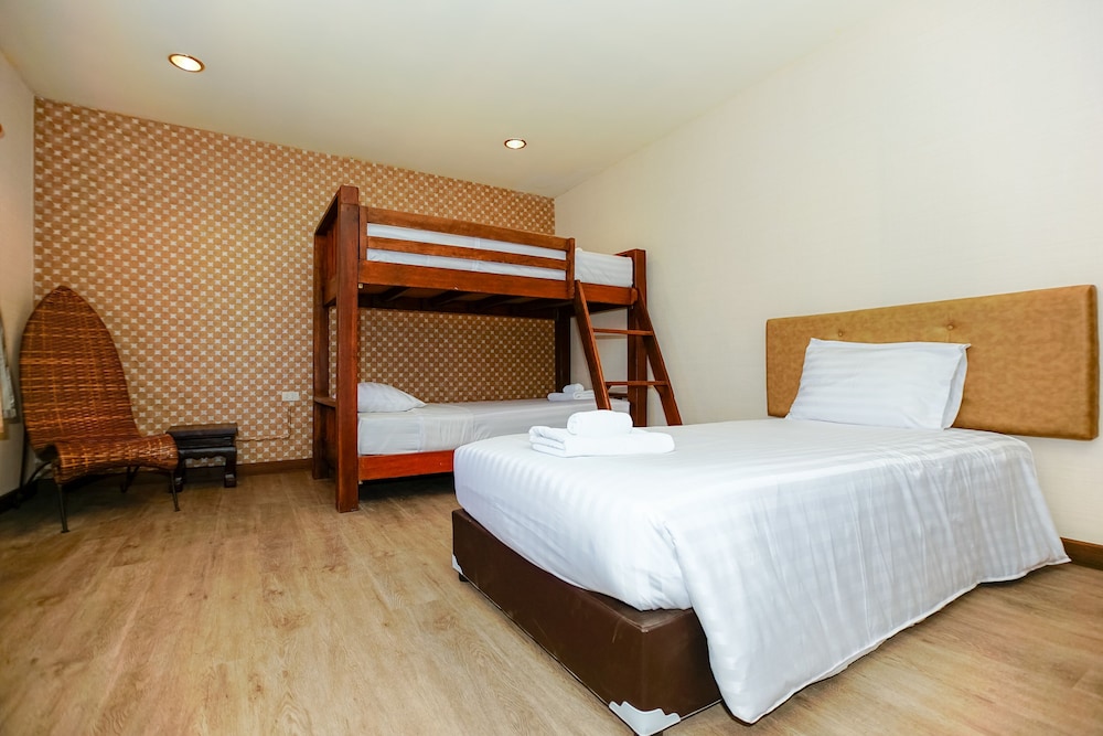 Parasol Hotel Chiang Mai by Compass Hospitality 36/54