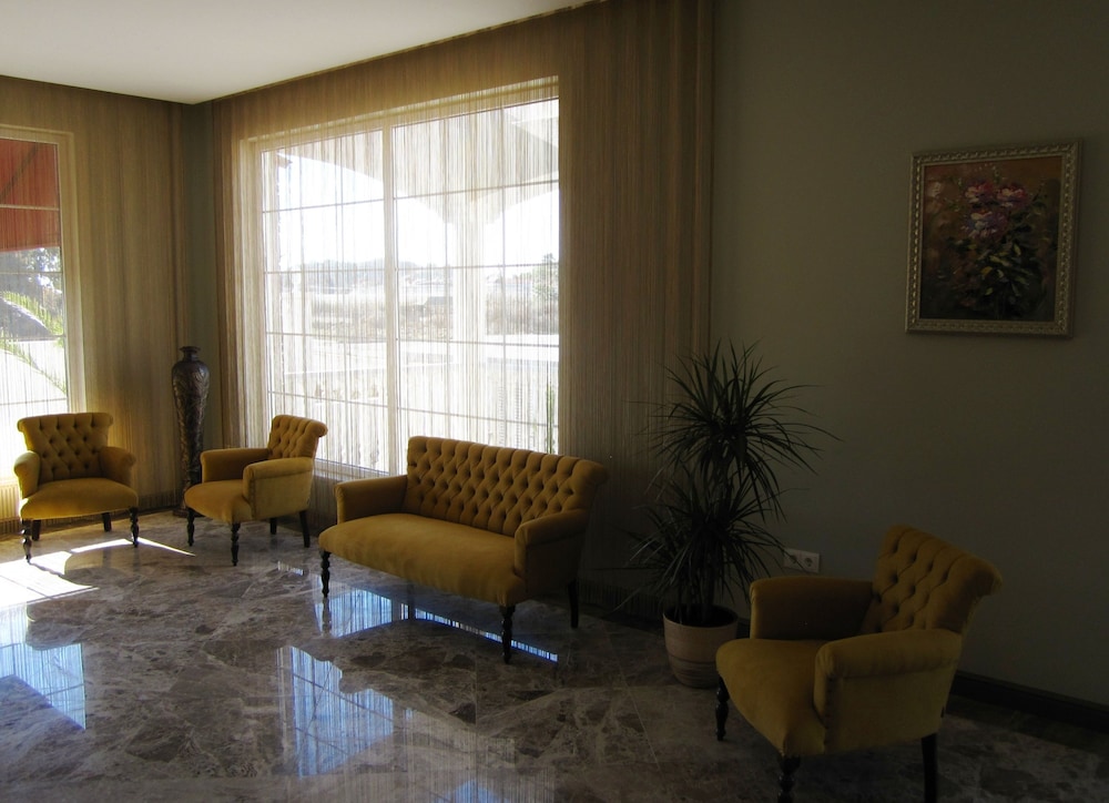 Sarban Hotel 20/30