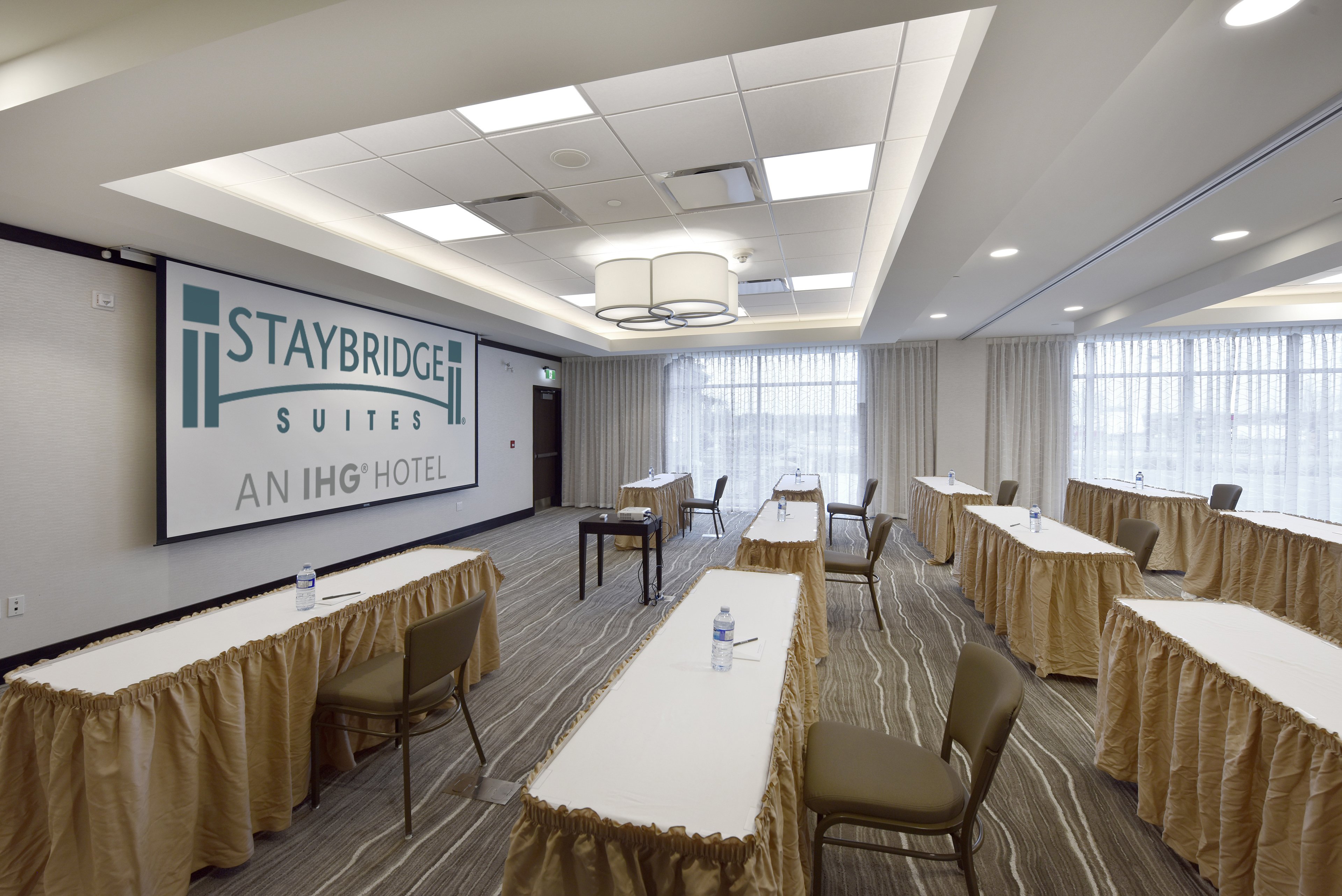 Staybridge Suites Waterloo - St. Jacobs Area 61/78