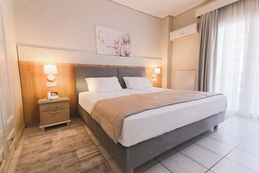 Strass Hotel 7/39