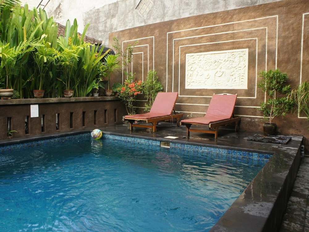 Waringin Home Stay 32/34