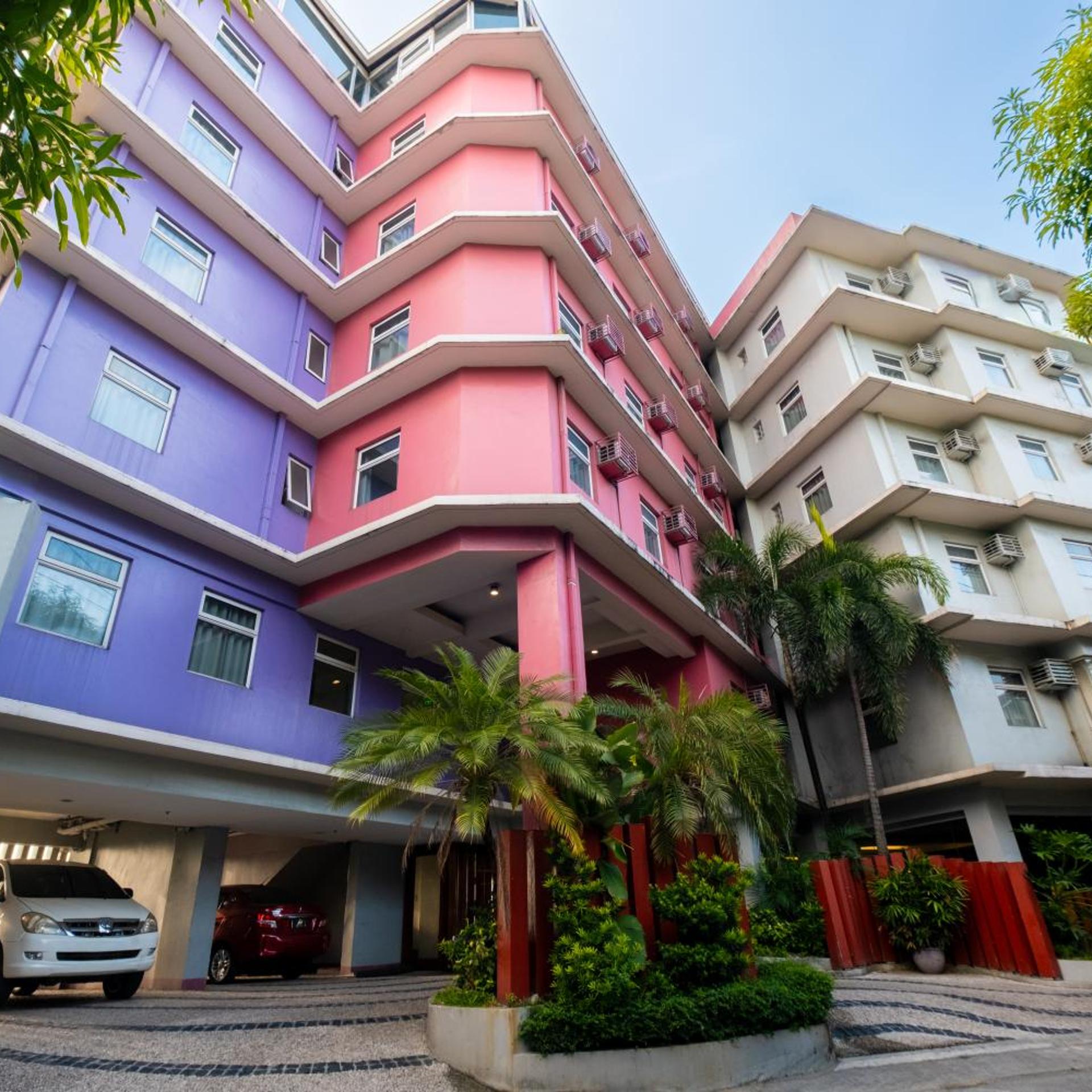 MySpace Hotel BGC 65/71