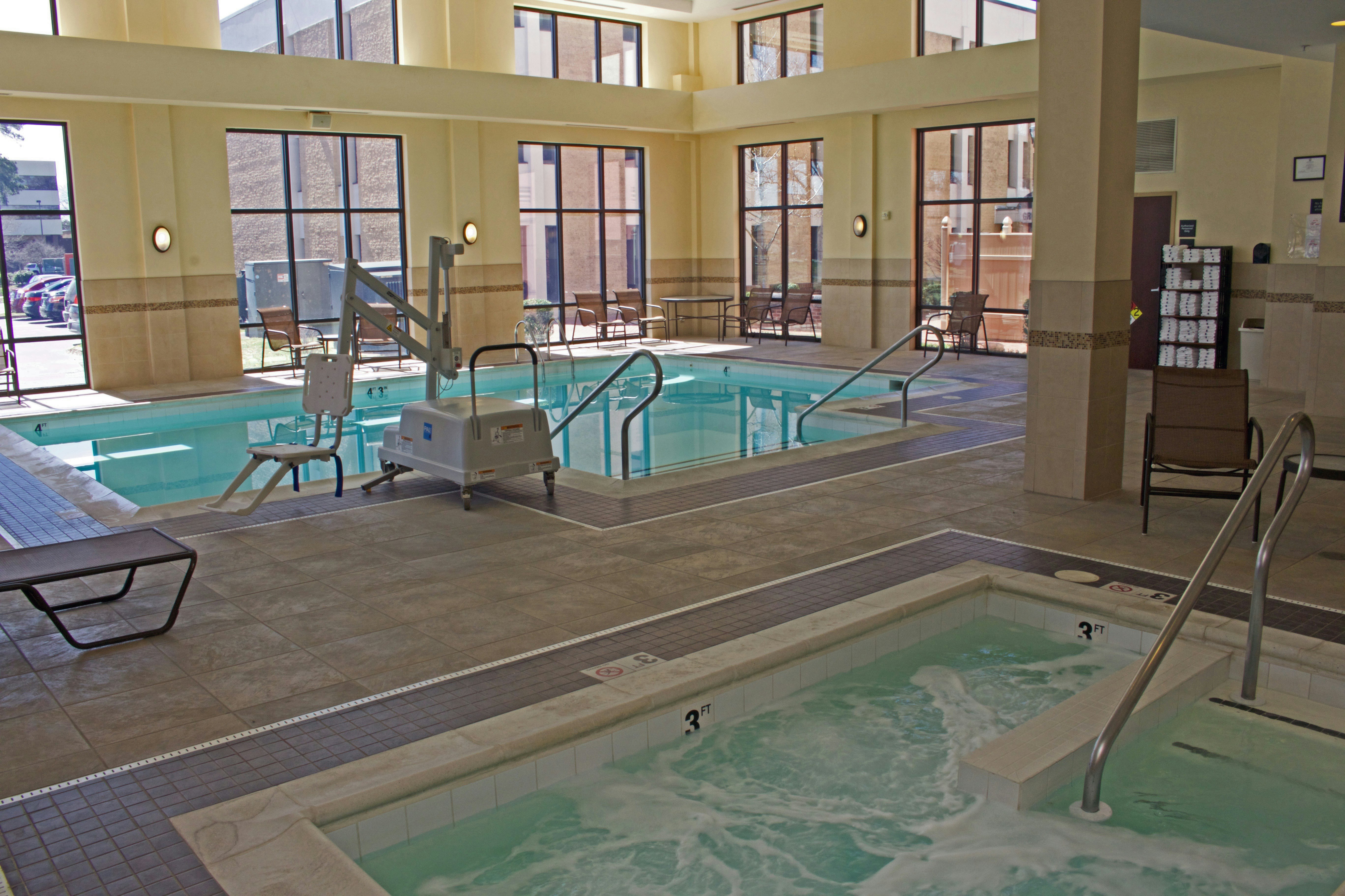 Hampton Inn Suites Chesapeake Battlefield Boulevard 6/23