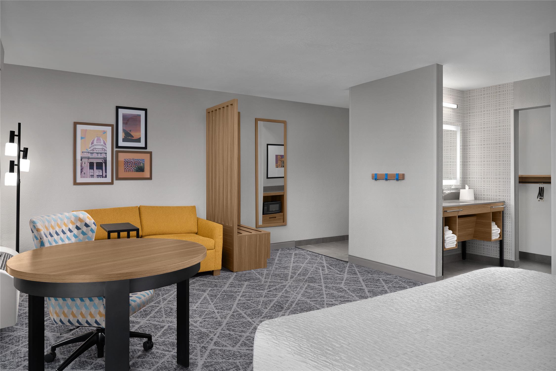 Hampton Inn And Suites Roswell 16/34