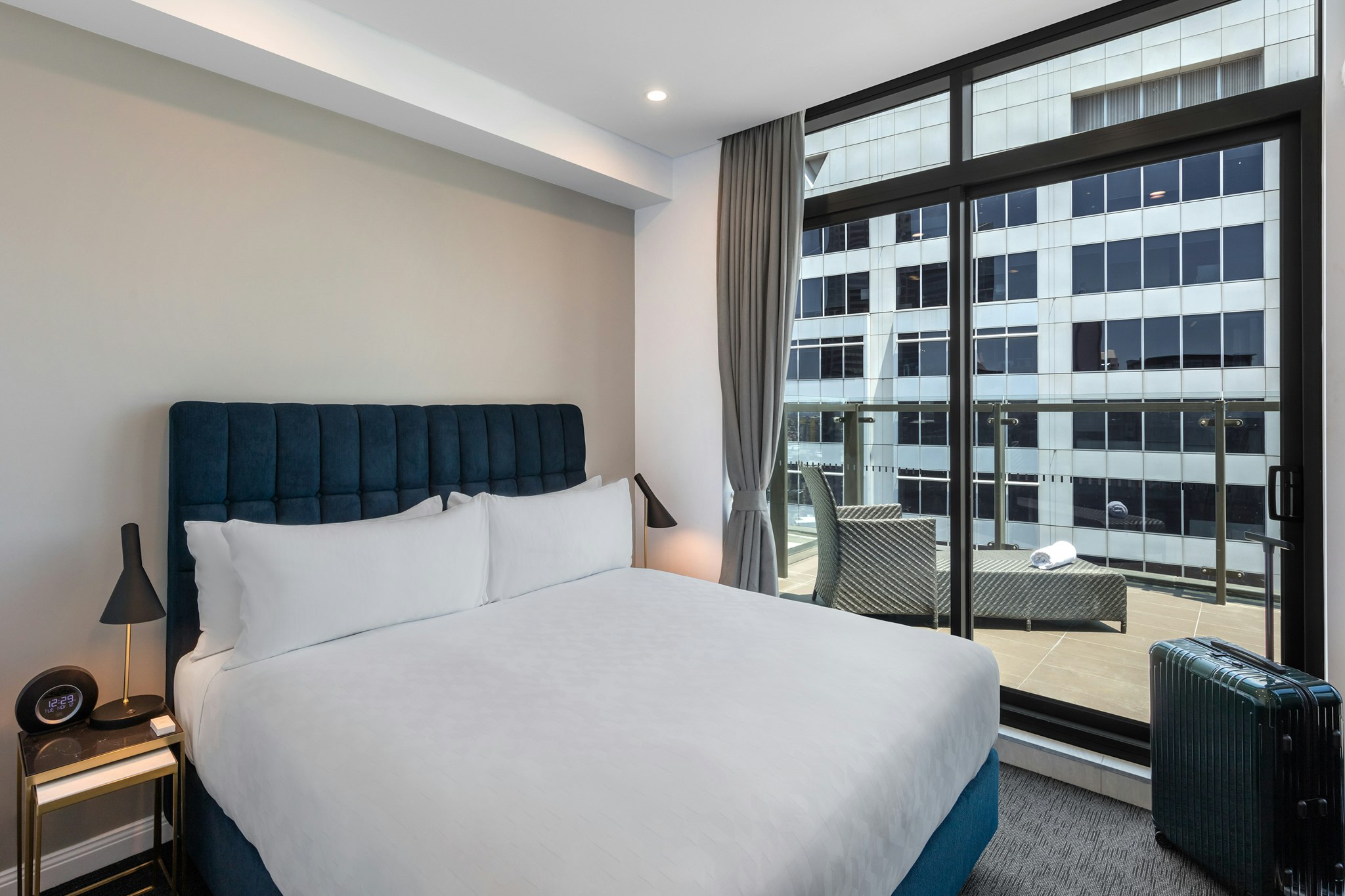 Meriton Suites Sussex Street 8/34