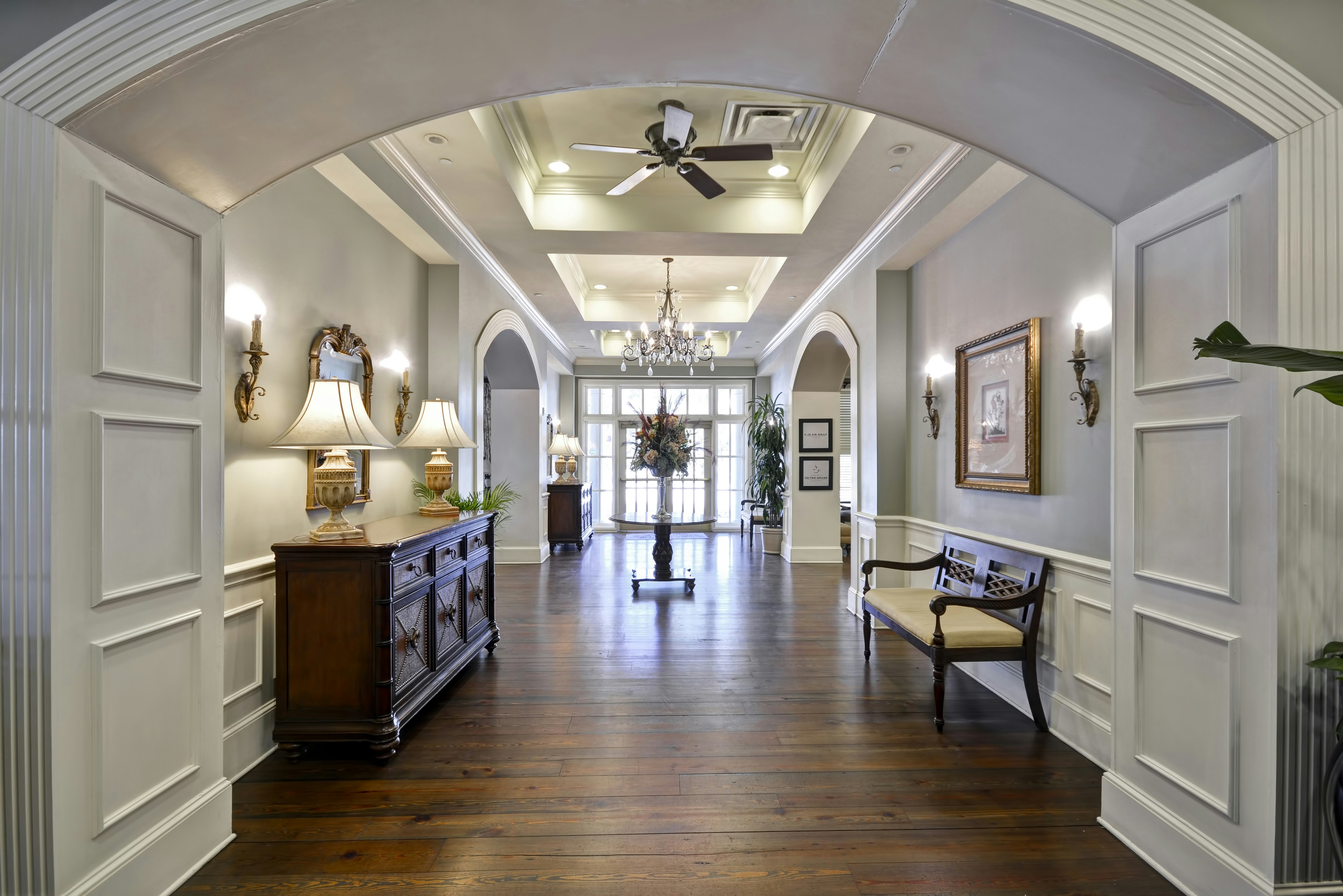 Hampton Inn and Suites Savannah Historic District 49/77