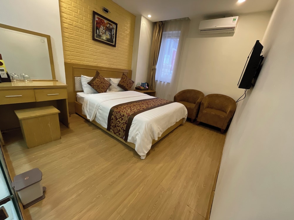 Mely Hotel 33/56