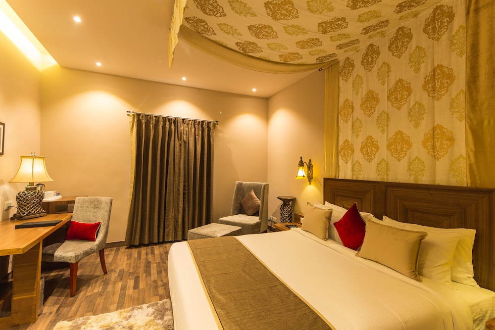 VESTA BIKANER PALACE 15/50