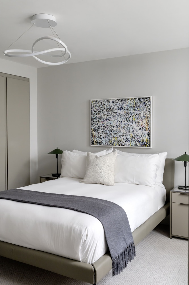 1 BEDROOM, SUITE, ACCESSIBLE