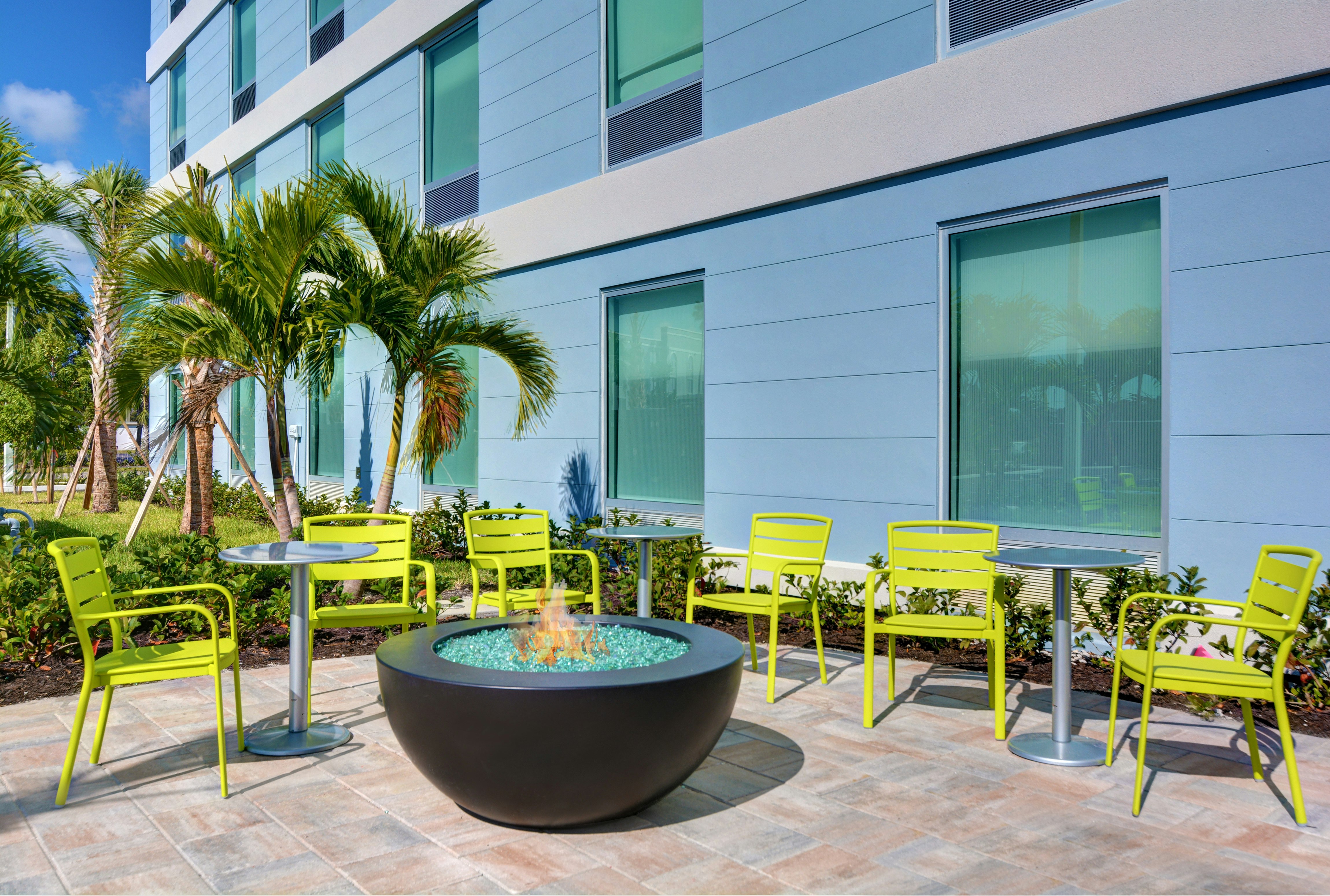 Home2 Suites by Hilton Fort Myers Colonial Blvd 19/29