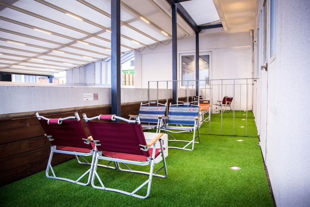 Mido Hostel 55/62