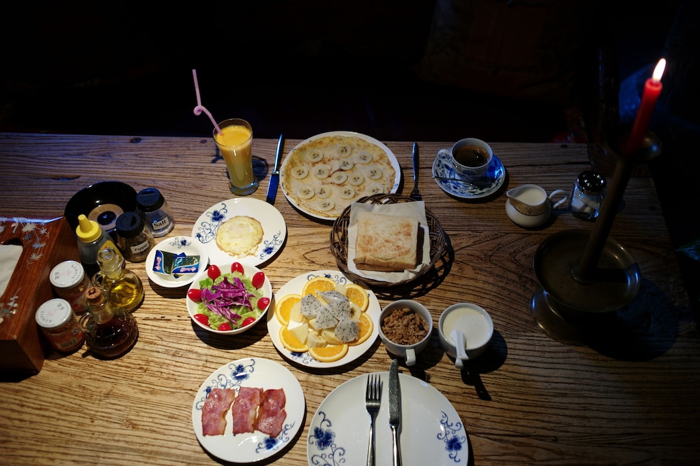 Yide Hotel 33/49