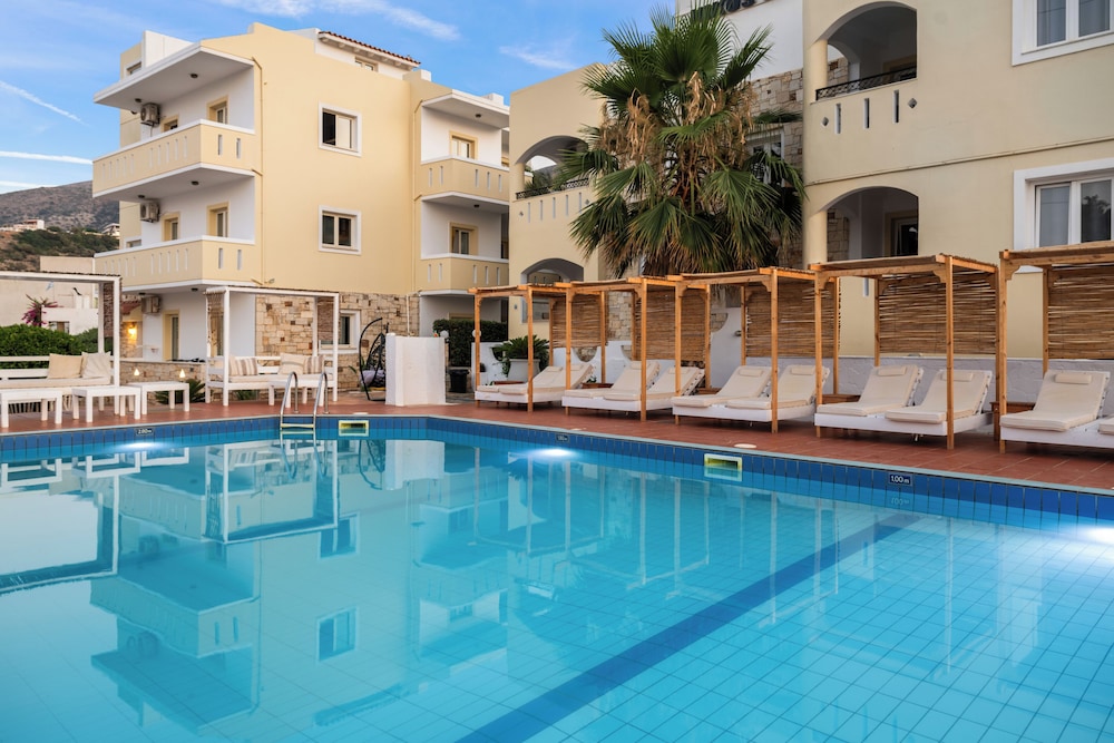 Nikos Apartments 23/76