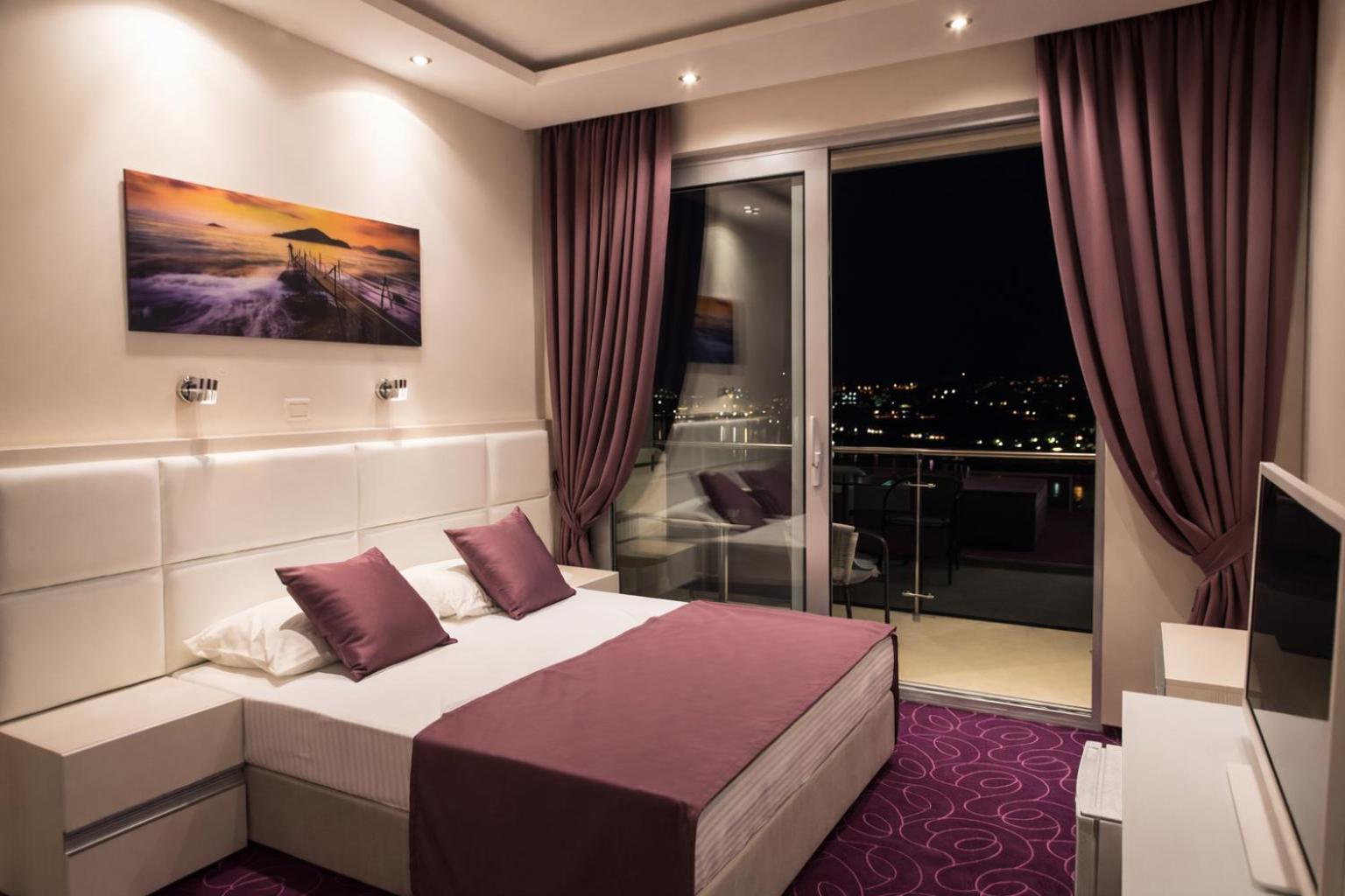 Hotel Ponta Nova 13/50