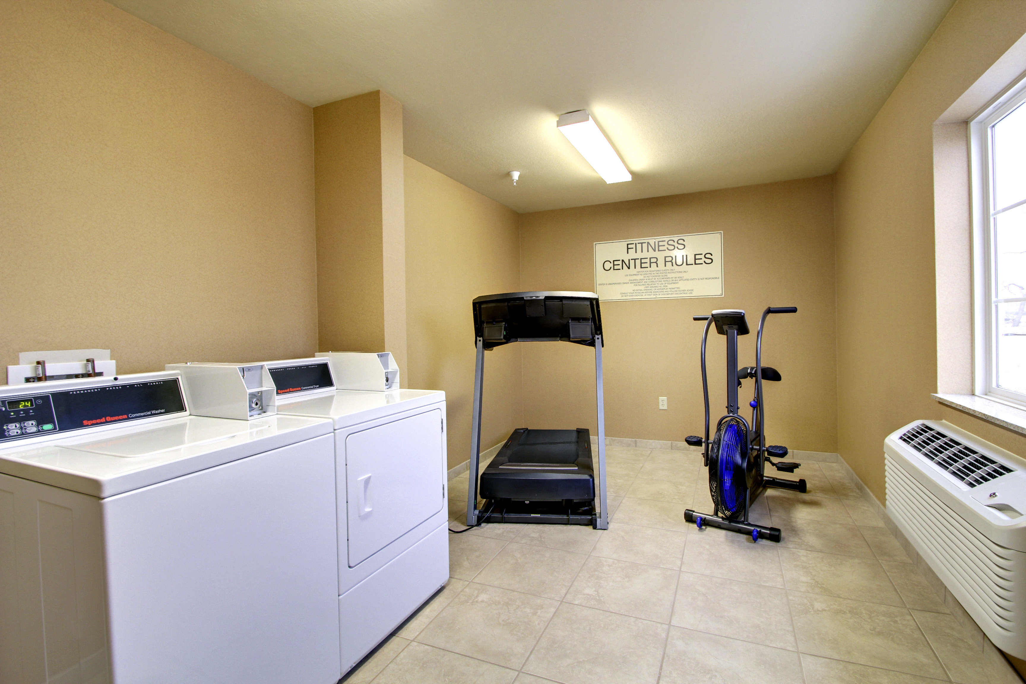 Cobblestone Inn Suites Corry Pa 44/70