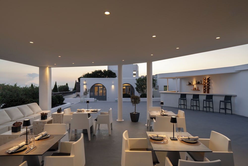 Santorini Princess Presidential Suites 39/50