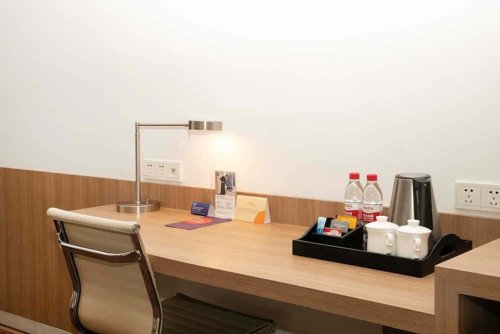 Hyatt Place Shenzhen Airport 59/70