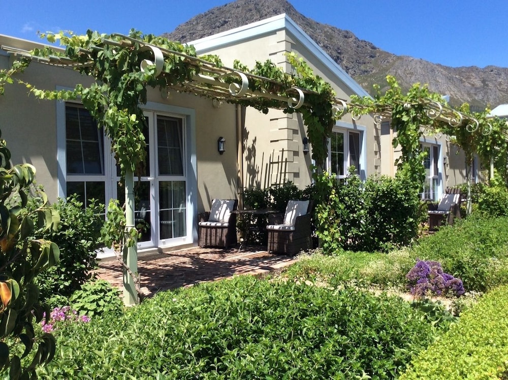 La Cabriere Country House 56/67
