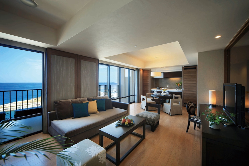 Moon Ocean Ginowan Hotel & Residence 29/50