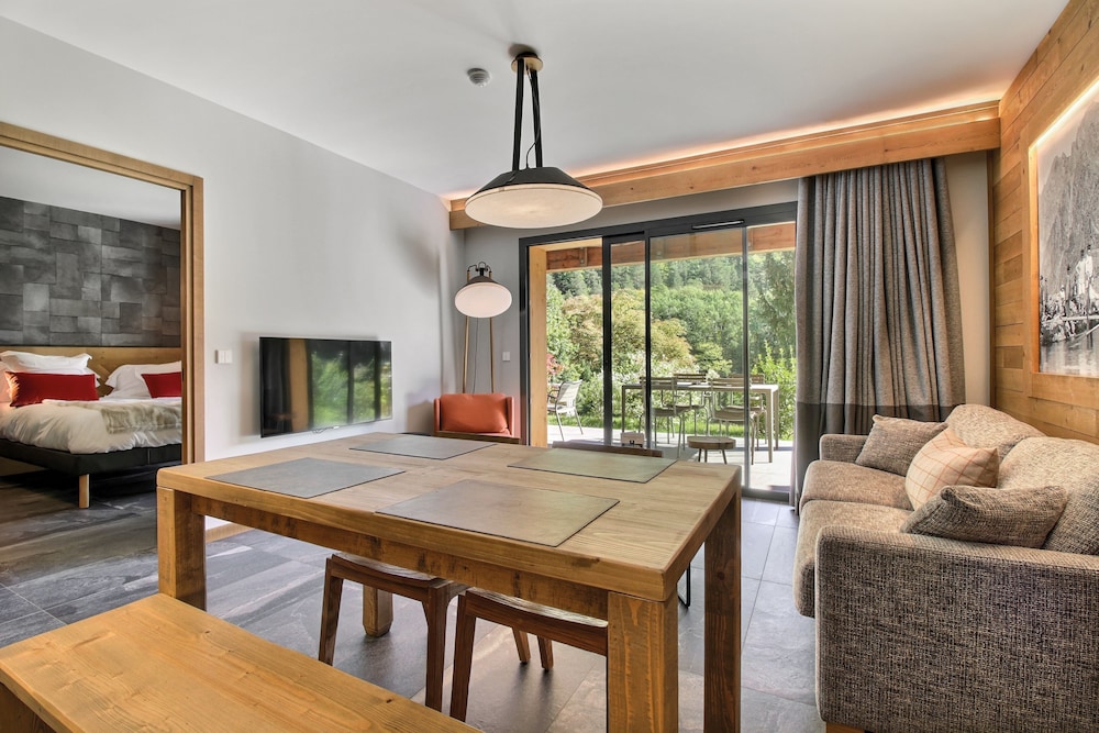 Pure Montagne Resort and Spa 50/66
