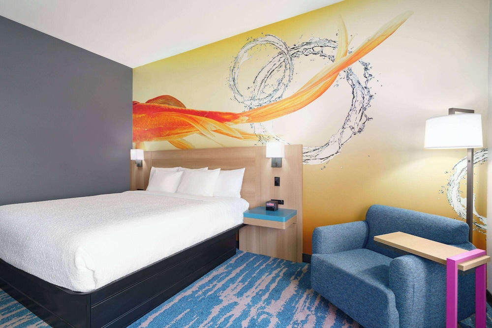 La Quinta Inn Suites By Wyndham San Antonio Seaworld Lafb 10/39