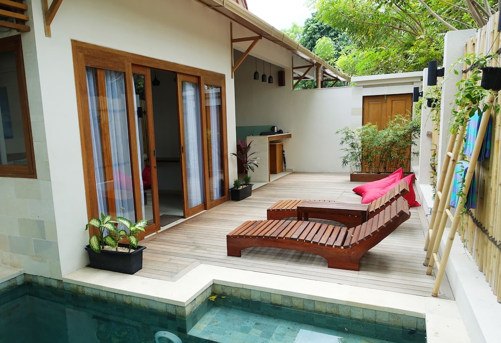 KeRensia Private Pool Villas Gili Air 1/47