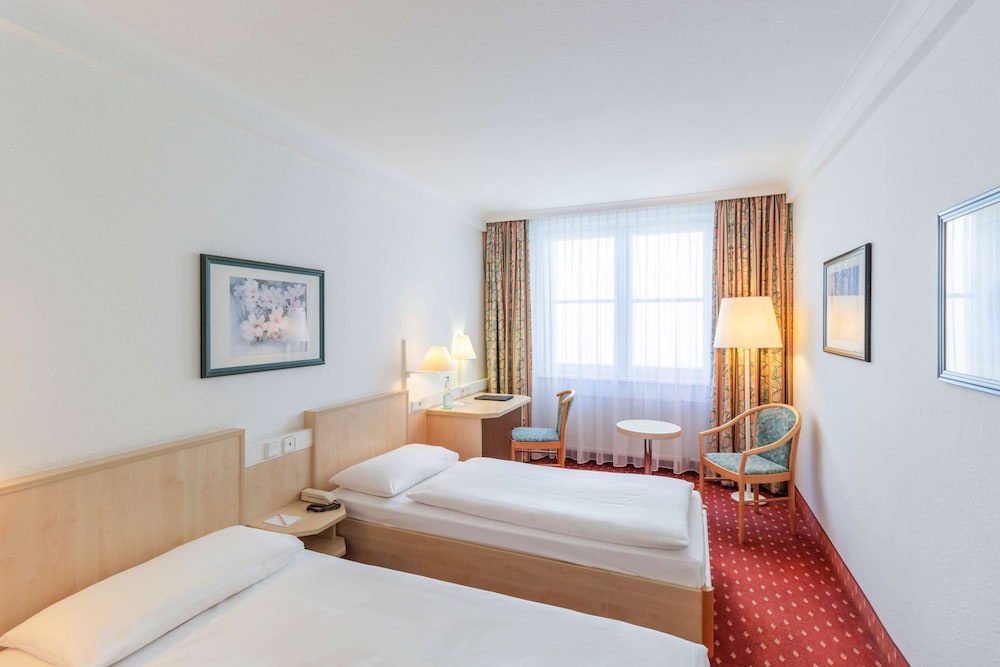 InterCityHotel Schwerin 12/53