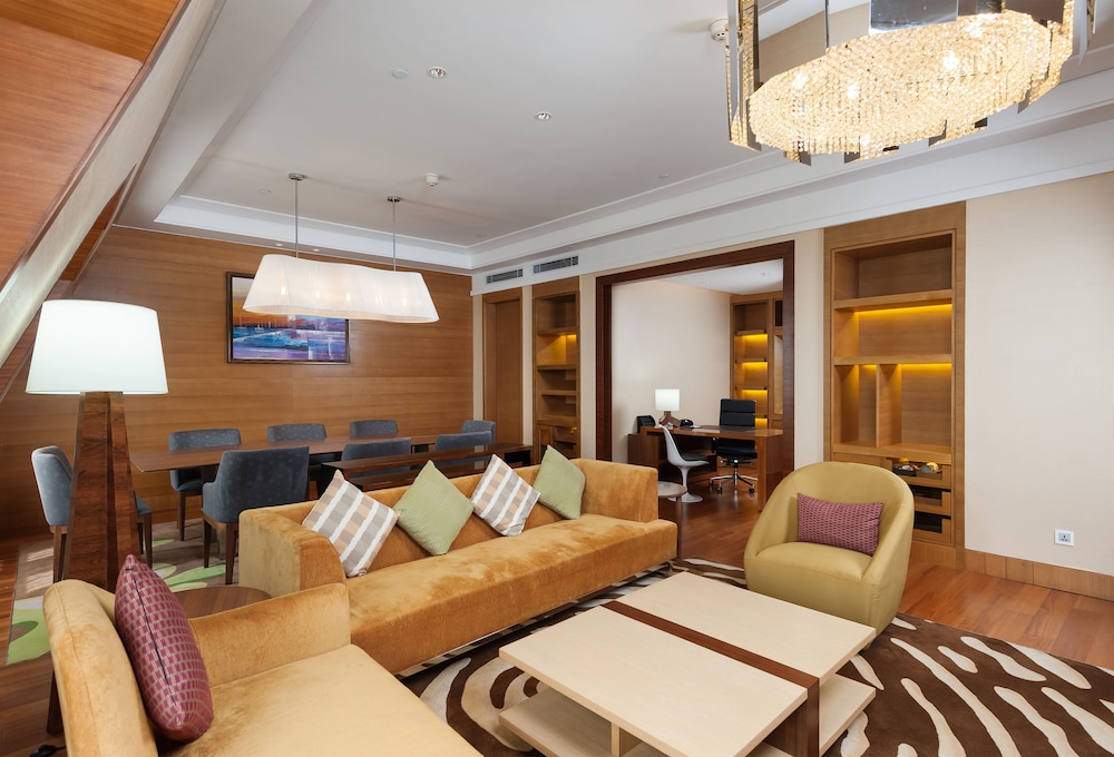 Holiday Inn Qingdao Expo 7/34