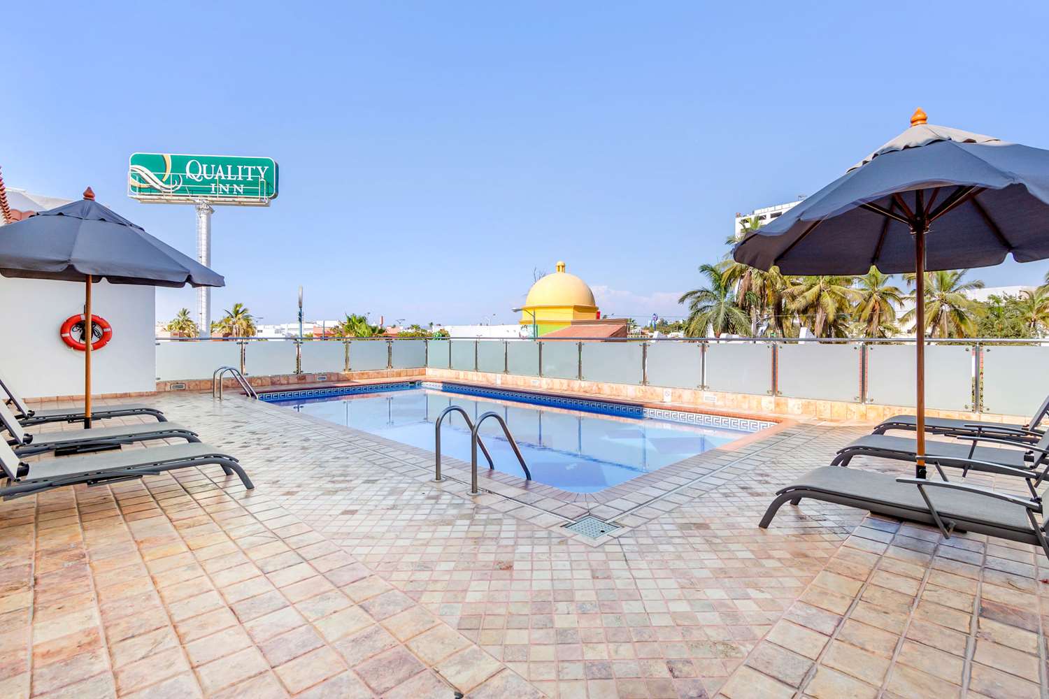 Quality Inn Mazatlan 6/16
