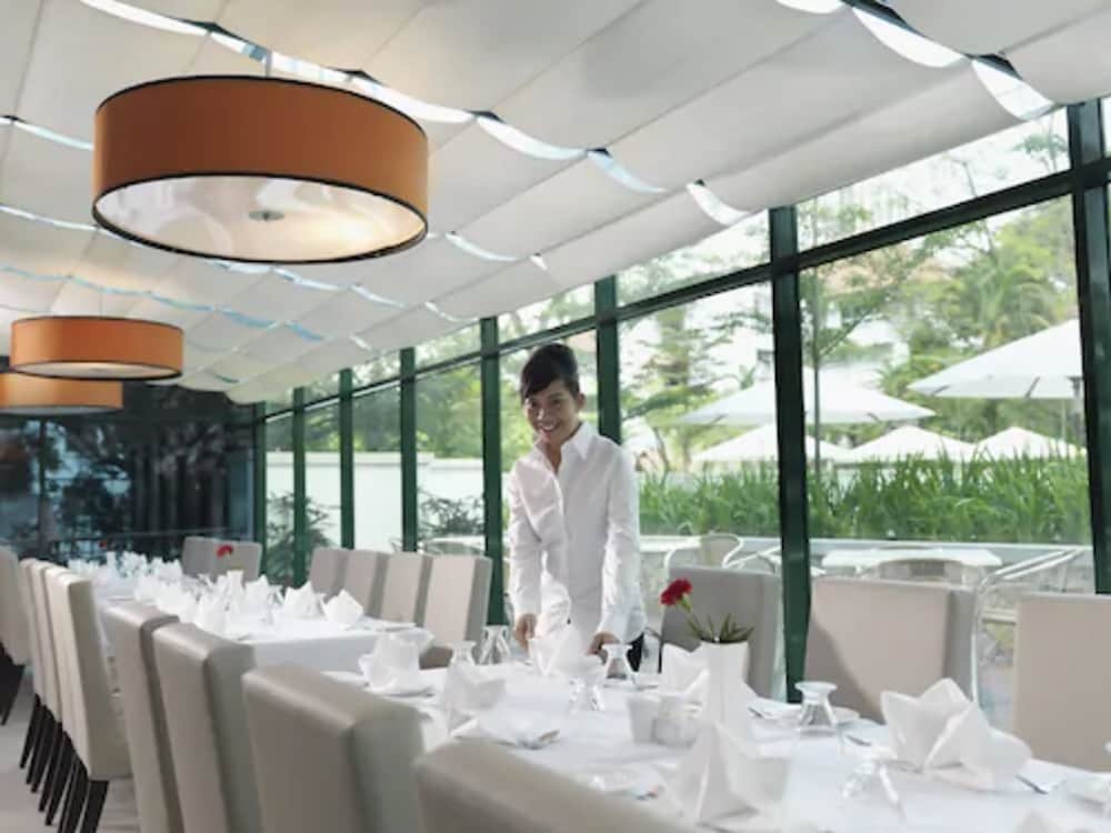 Micasa All Suite Hotel 31/44