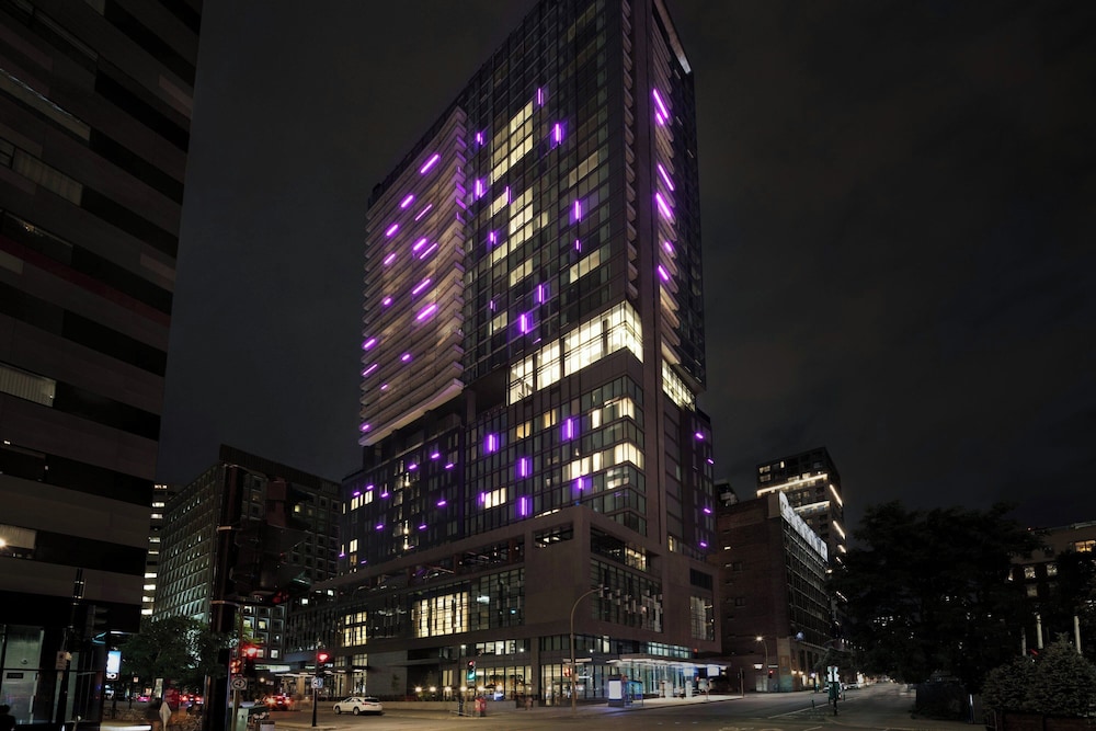 HONEYROSE Hotel, Montreal, a Tribute Portfolio Hotel 1/47