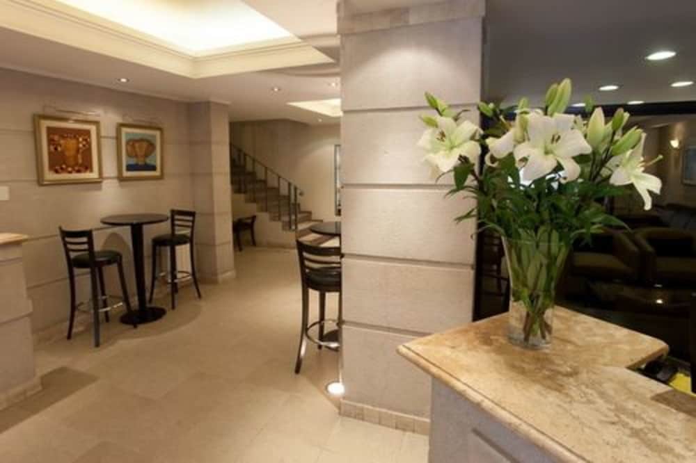Argentino Hotel 42/49