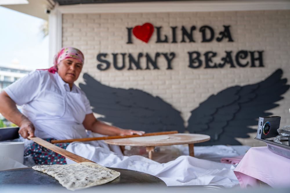 Linda Sunny Beach Hotel 10/66