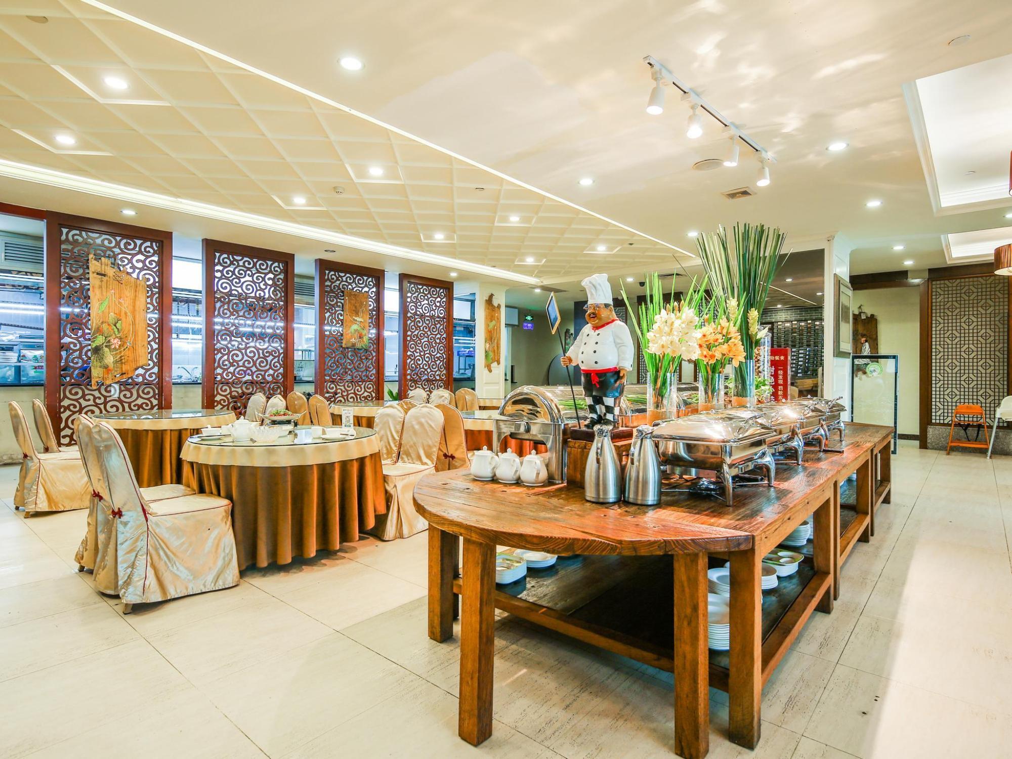 Vienna Hotel (Guangzhou Huadu Furong) 37/42