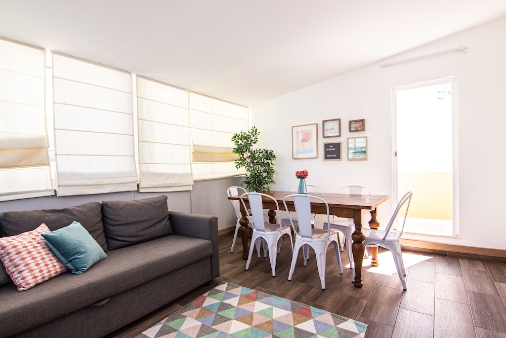 Faro Central Holiday Apartments 14/28