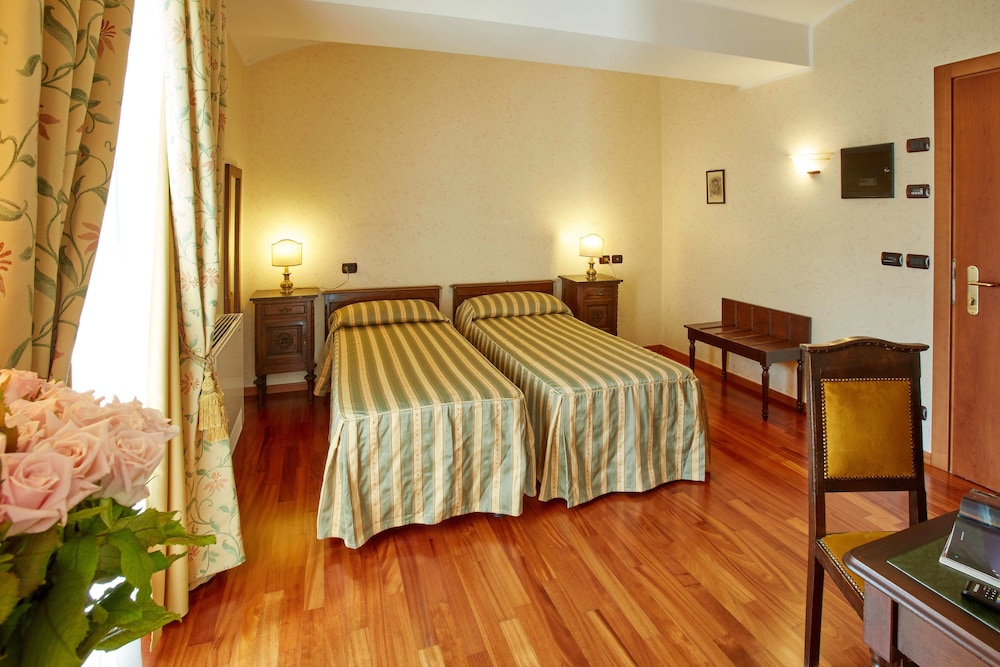 Hotel Liberty 28/70