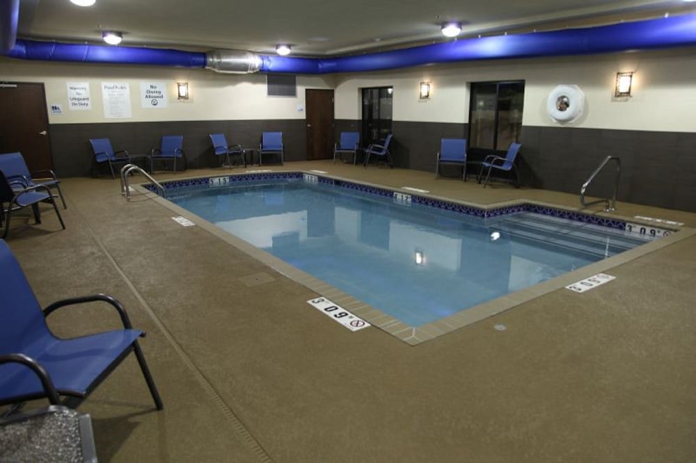 Holiday Inn Express Hotel And Suites Huntsville Airport 6/54