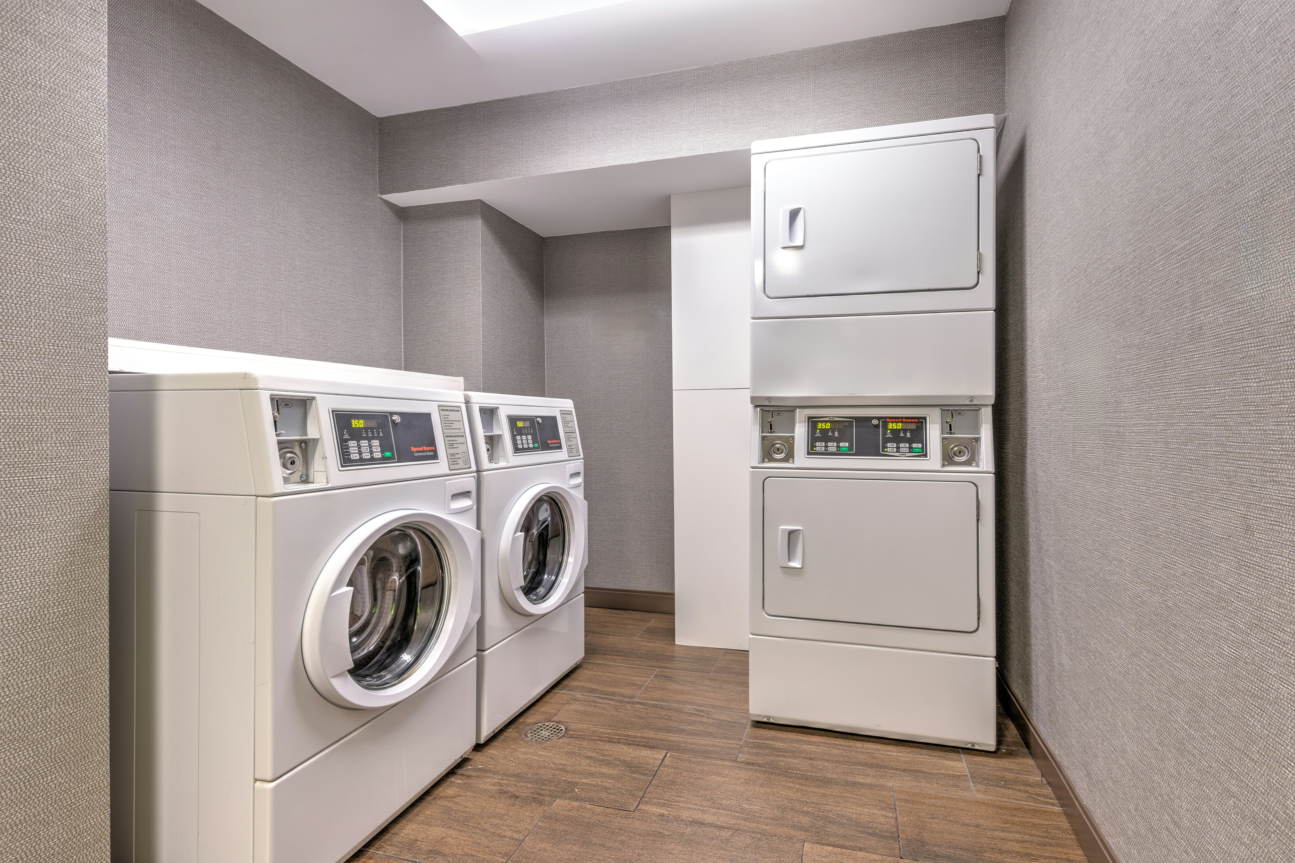 Hampton Inn Phoenix Midtown - Downtown Area 8/18