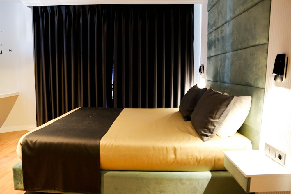 Axu Istanbul Airport Hotel 39/60