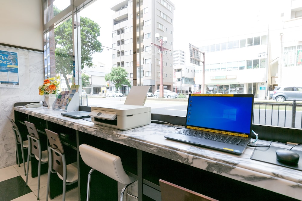 Toyoko Inn Kagoshima-chuo-eki Higashi-guchi 46/56