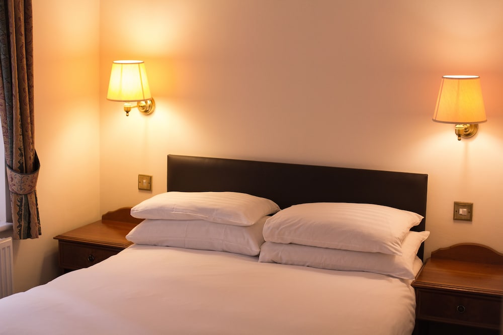 Abbey Lodge Hotel 10/40