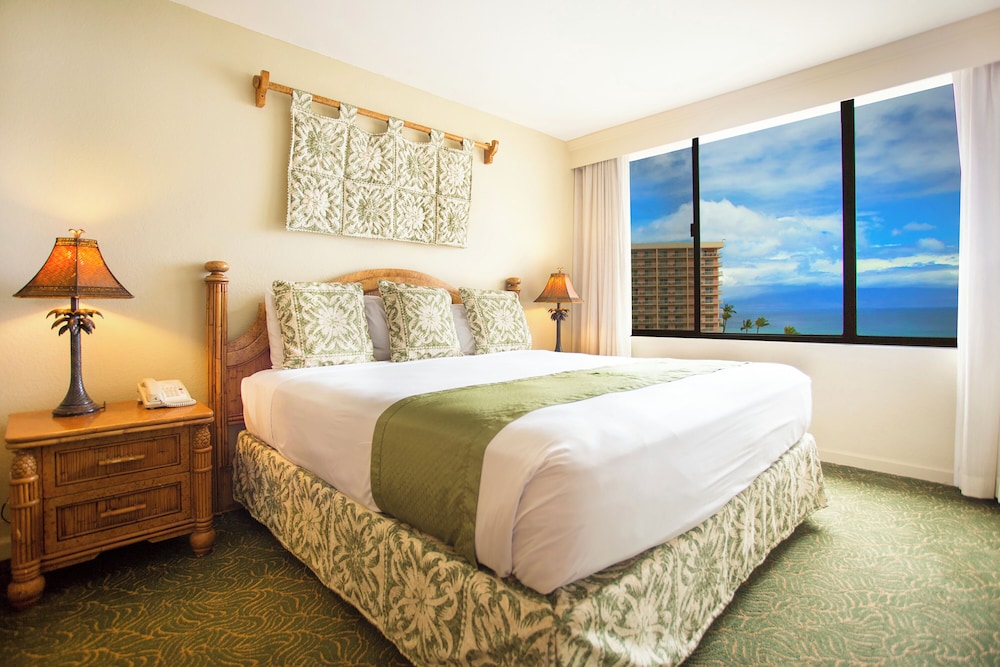 SUITE, KING BED, OCEAN VIEW, SOFA