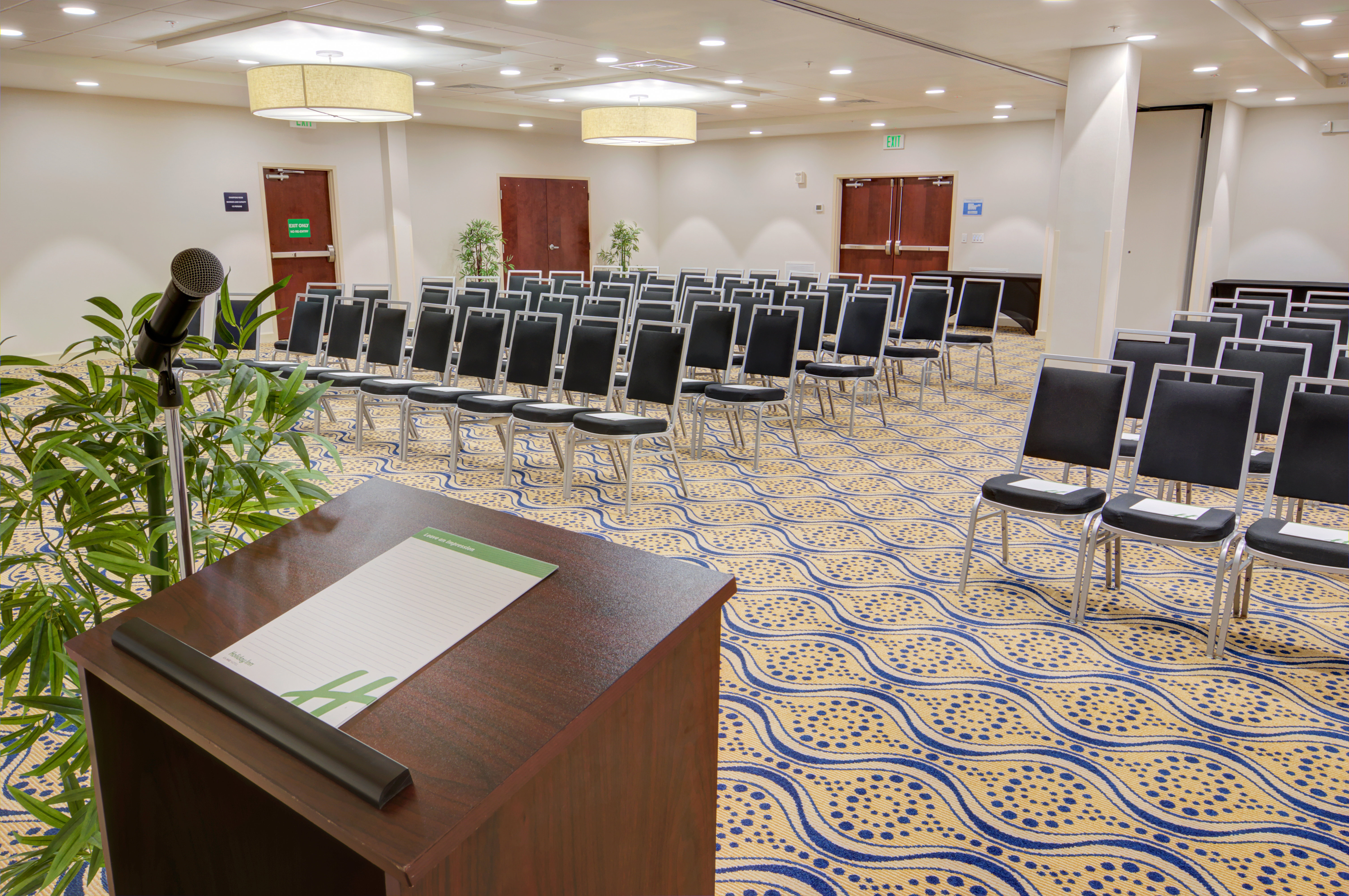 Holiday Inn Gainesville-University Ctr 54/65