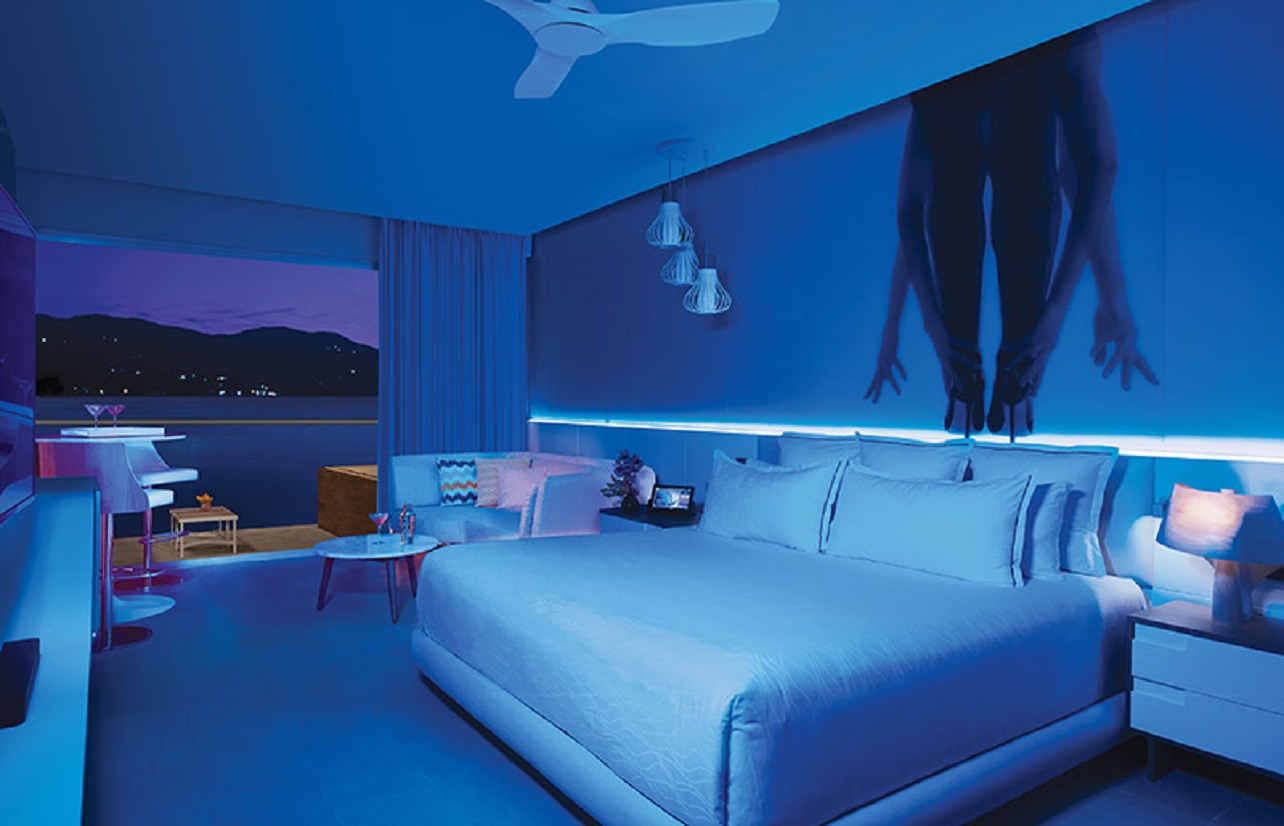 Allure, King Bed, Ocean View
