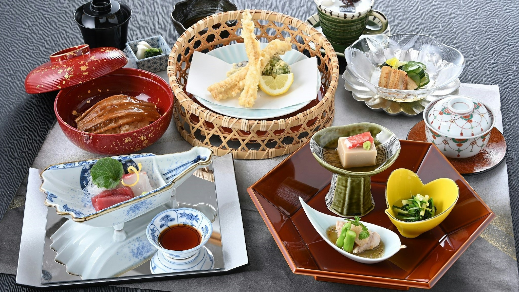 Grand Prince Hotel Hiroshima 60/73