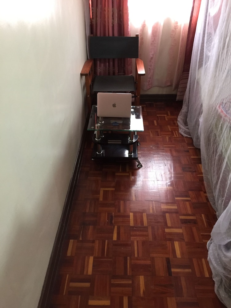 ROOM, DOUBLE BED