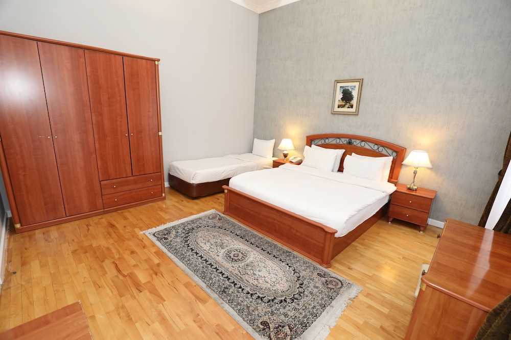 Azcot Hotel 28/45