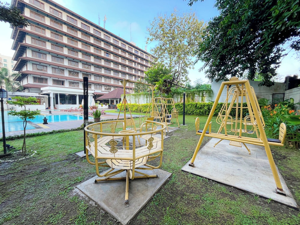 Grand Diamond Hotel Yogyakarta 43/53